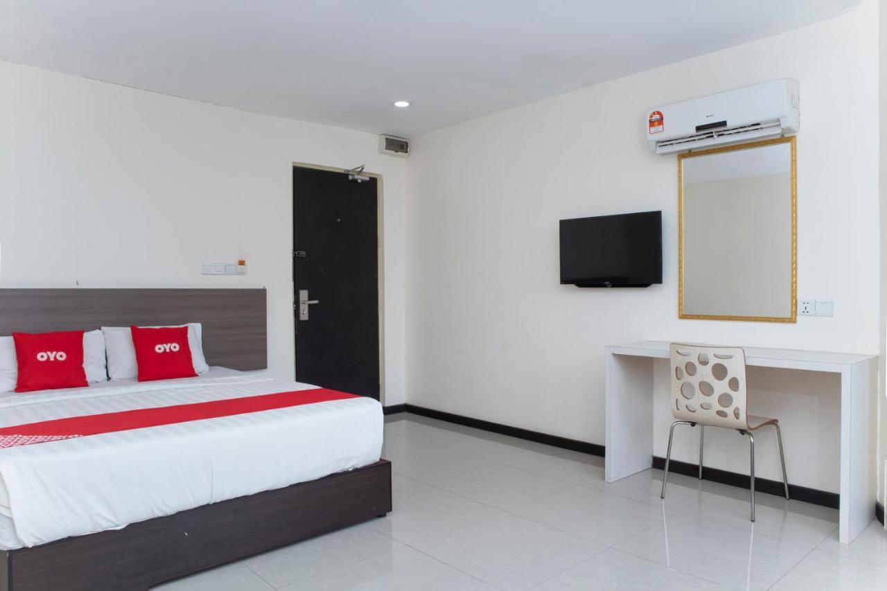 Oyo 90251 Hotel Malaysia 시부 외부 사진