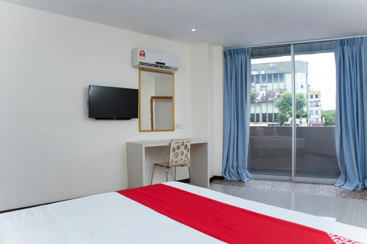 Oyo 90251 Hotel Malaysia 시부 외부 사진